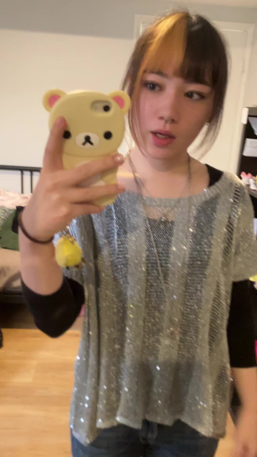 @ひとみ