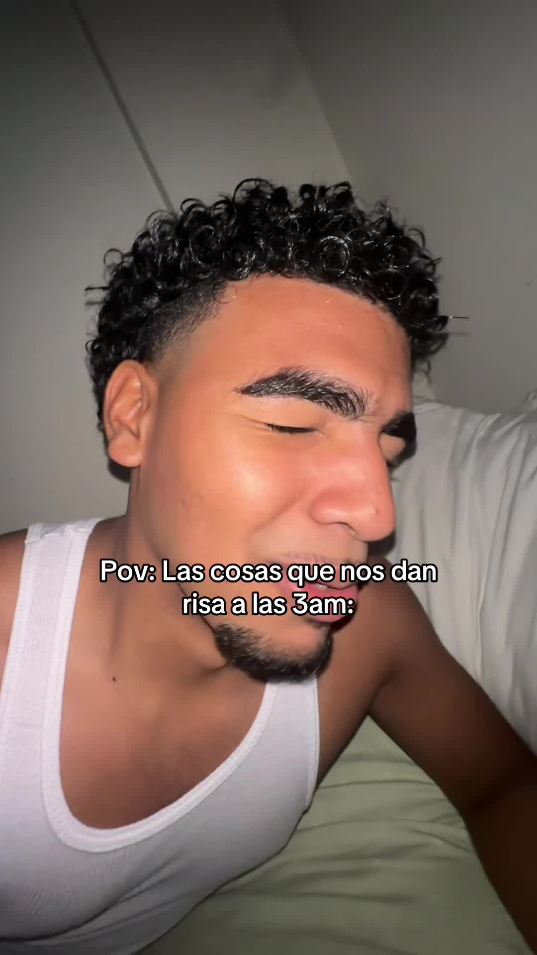 @Alexiño
