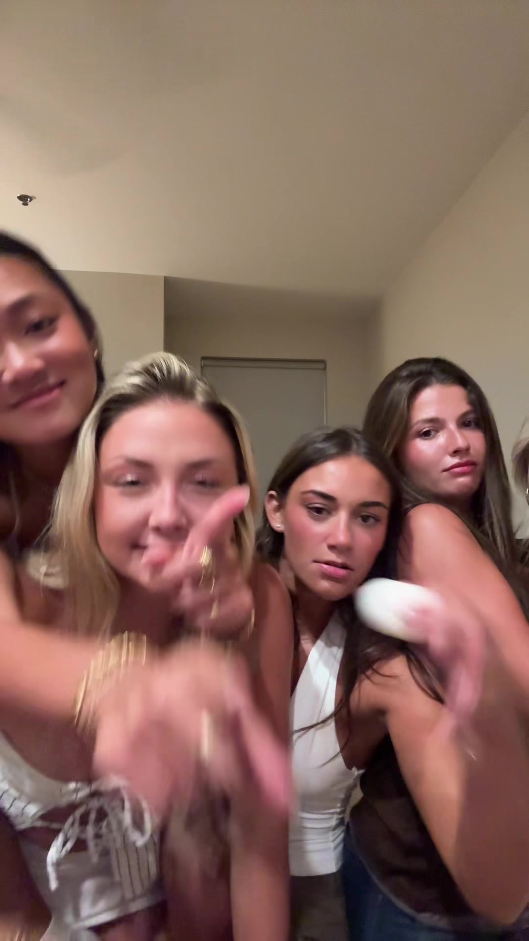 @Juliana😽