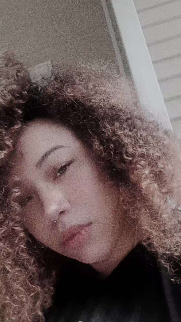 @XoPrettyWeirdoO