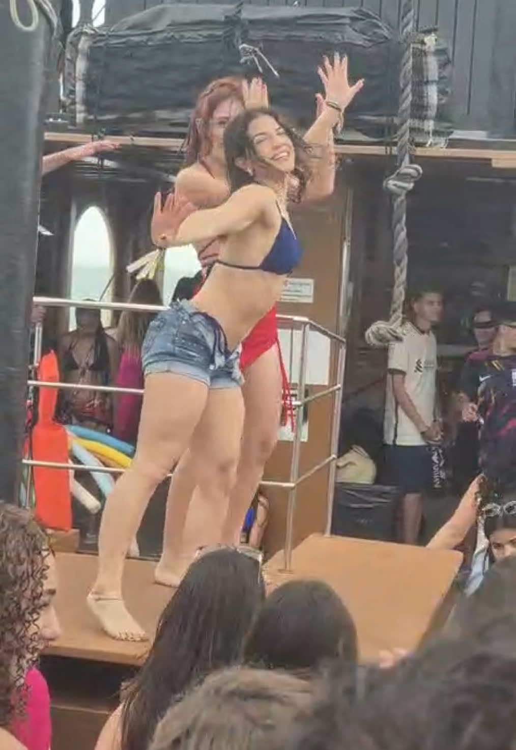 @evelynlucass