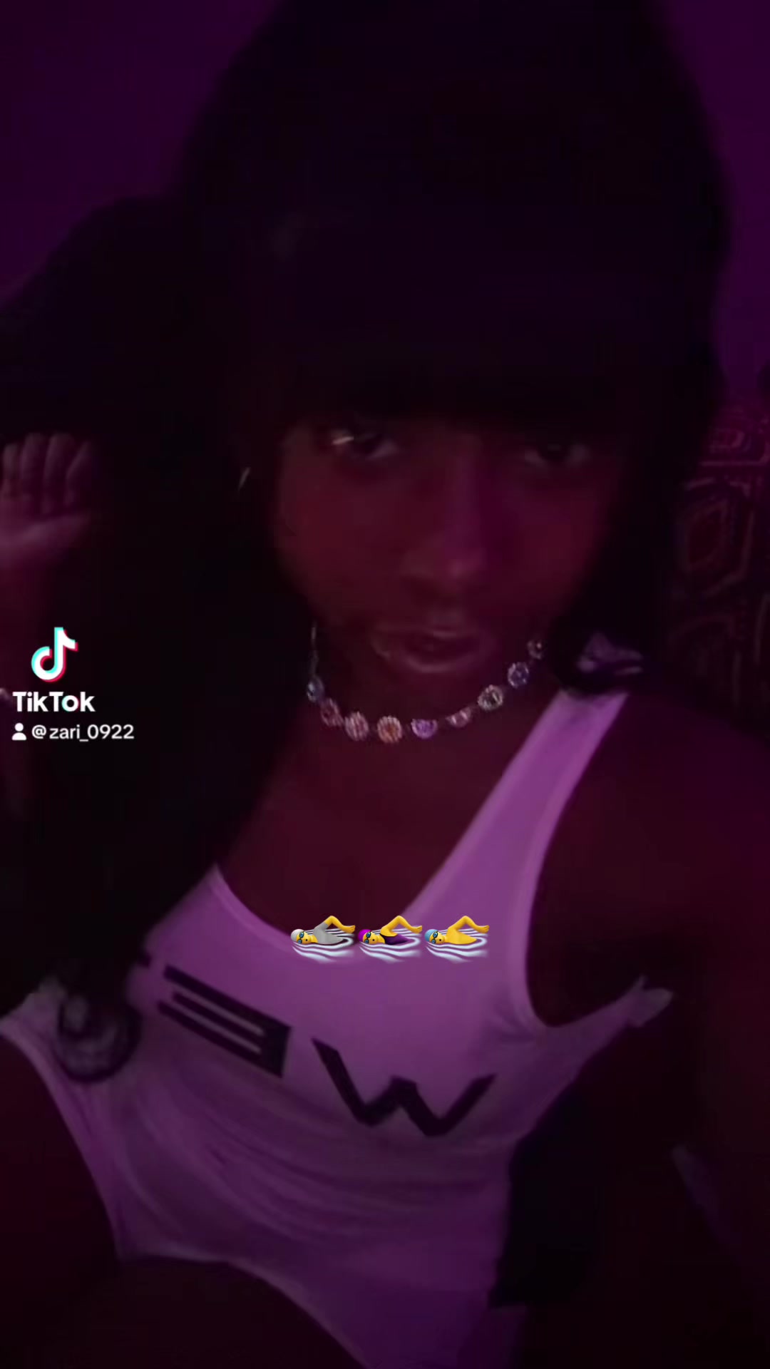 @rockoutzari_