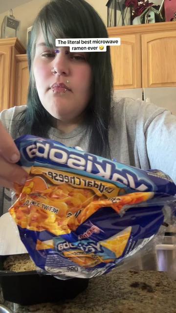 @Artisticautistictiddies98