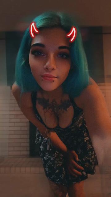 @Tiny blue