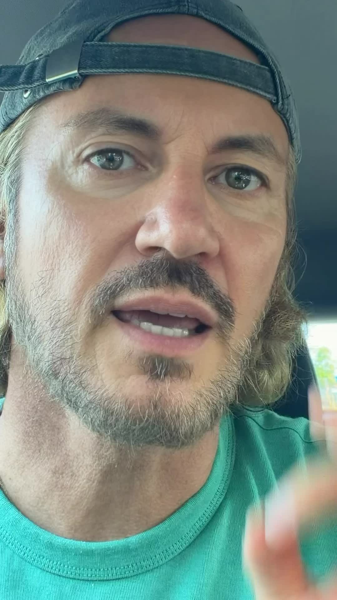 @VIVEK RICCARDO SARDONÈ