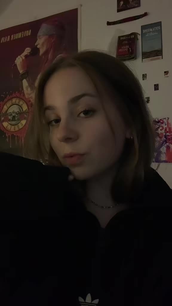 @christin ᵕ̈