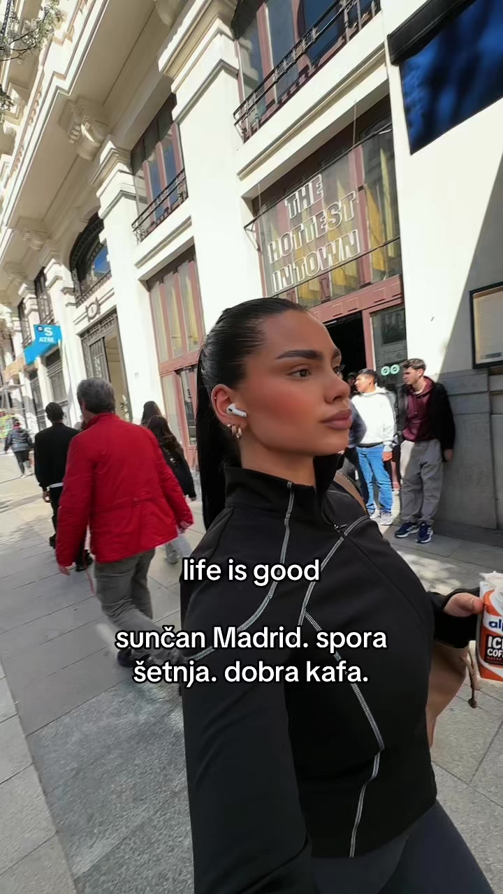 @Lara