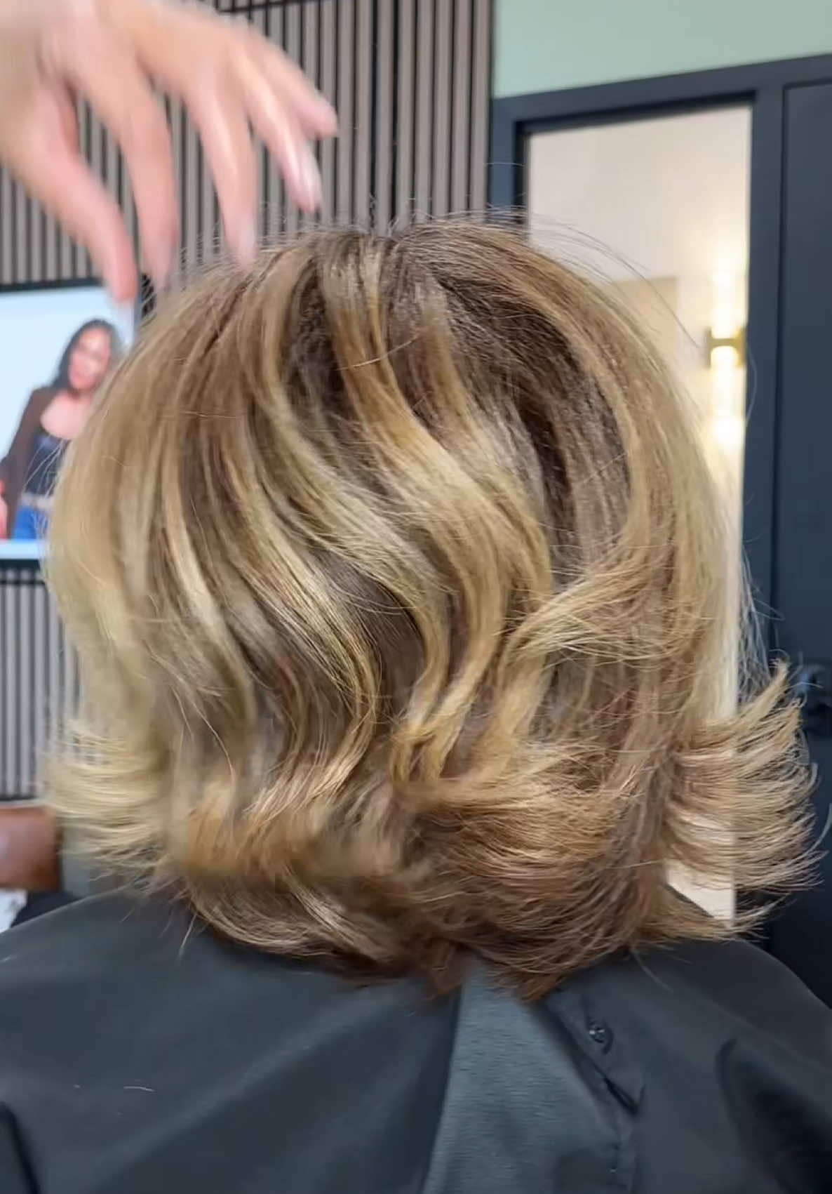 @TrueEssence_BeautyLounge