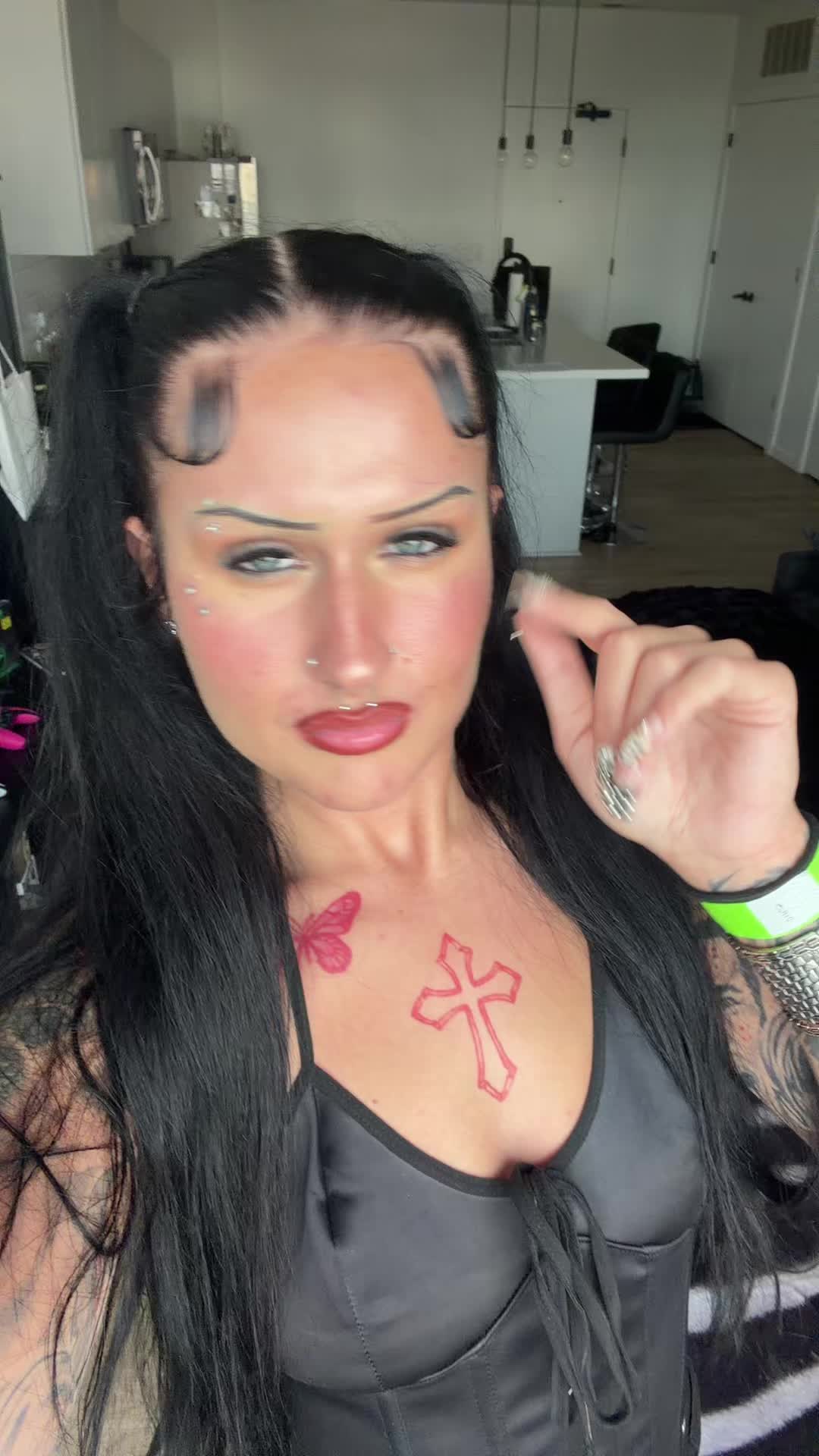 @kat ✮⋆˙