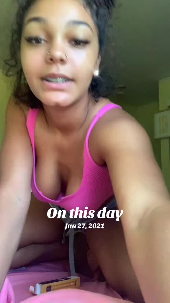 @Momma2ivory