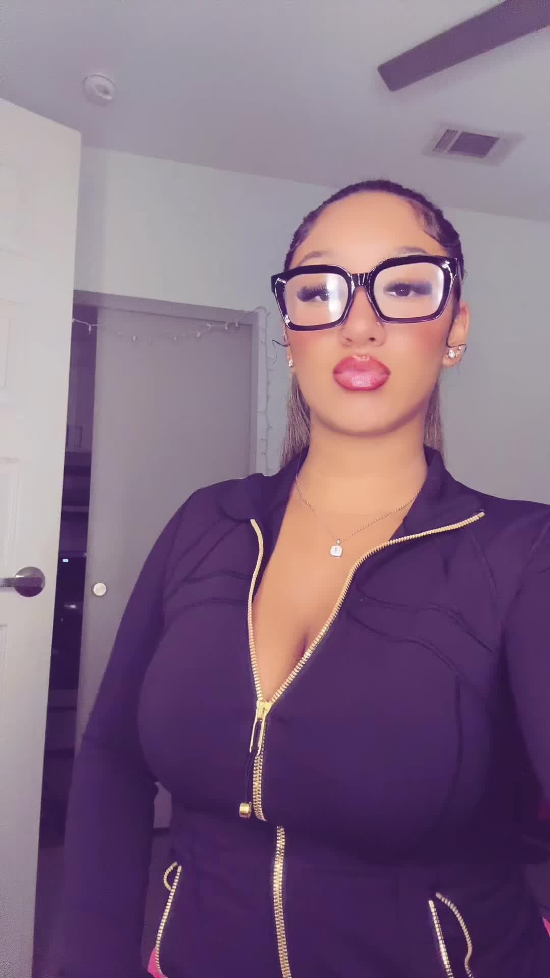 @ilyana rios