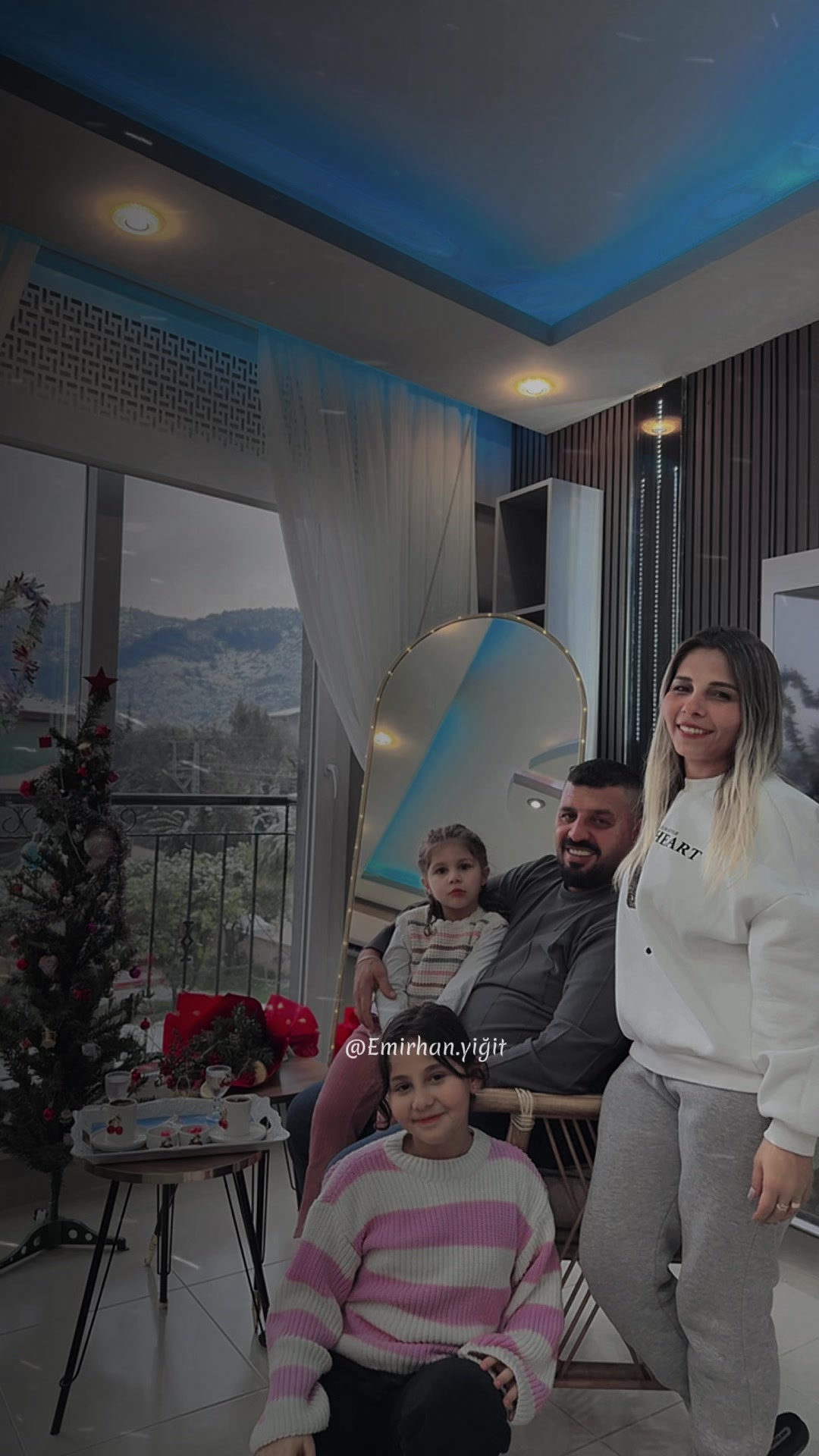 @Burcu&ouml;zeryavuz