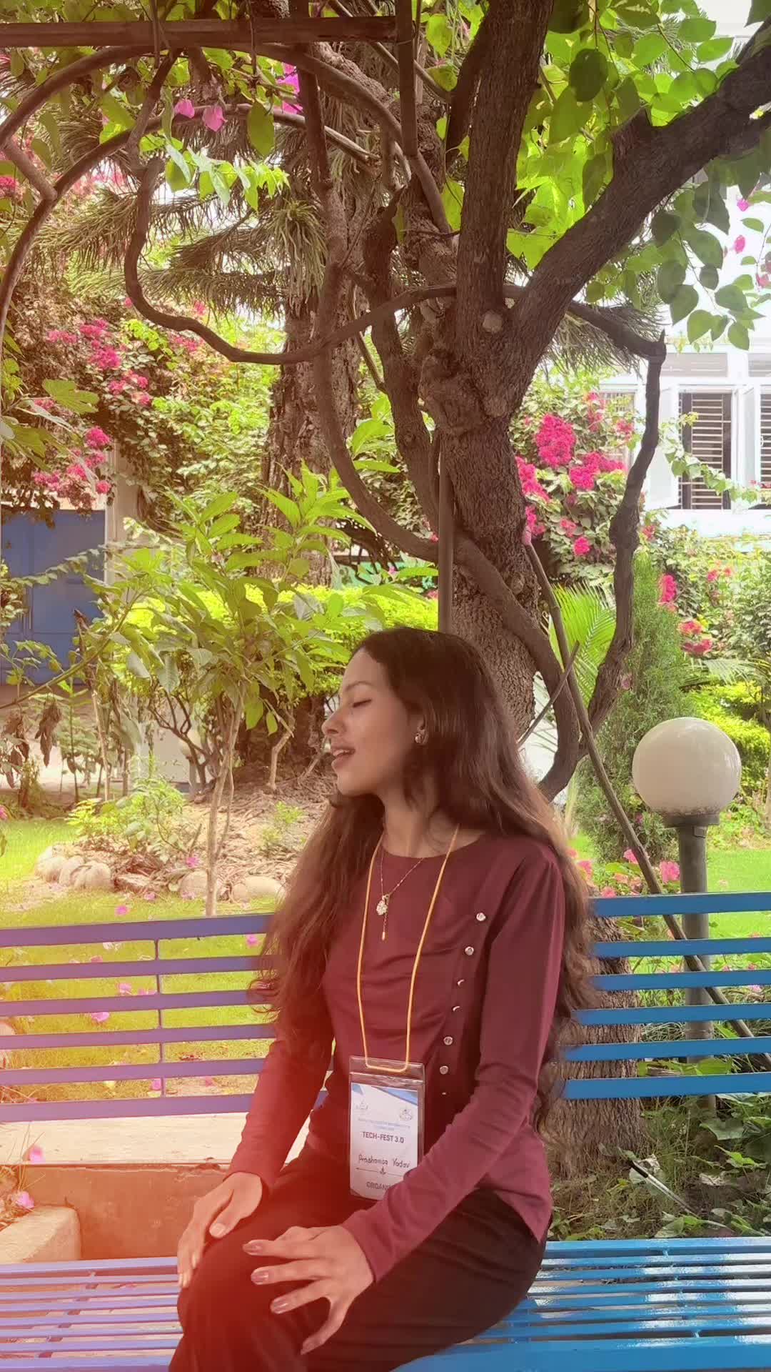 @Prashamsa ydv🧿💜