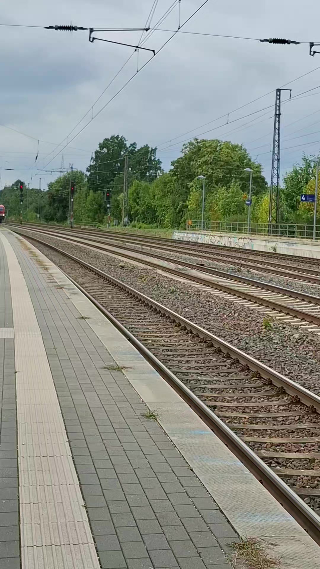 @Angeln und Z&uuml;ge 🇩🇪🚆🇩🇪🎣