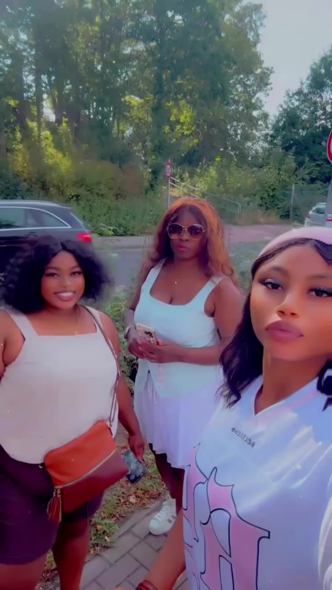 @🎀jumelle N’koya🇩🇪🌸💋🫶❤️⚡️