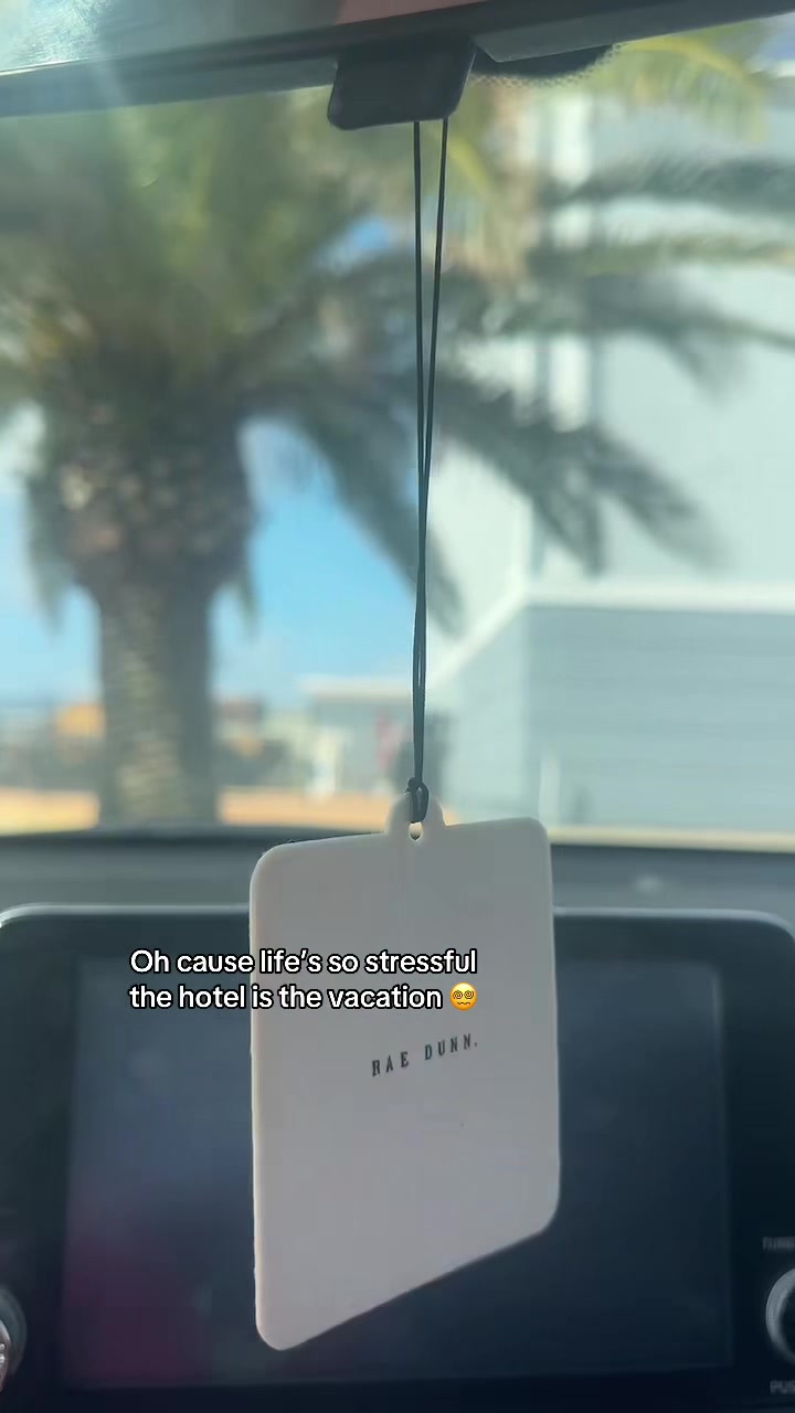 @IonaLA🤍