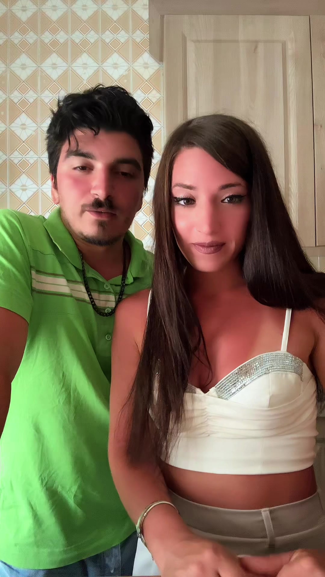 @Indecisi