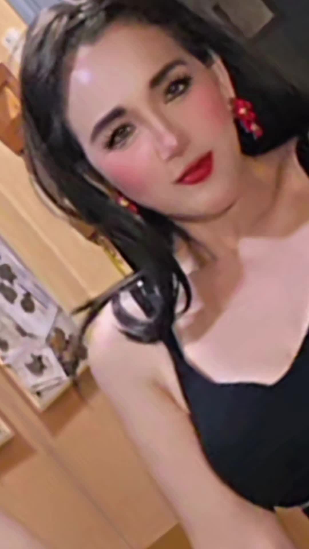 @angelina.jolie