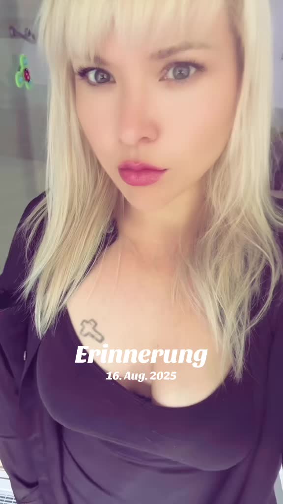 @Anika_Carina🦅