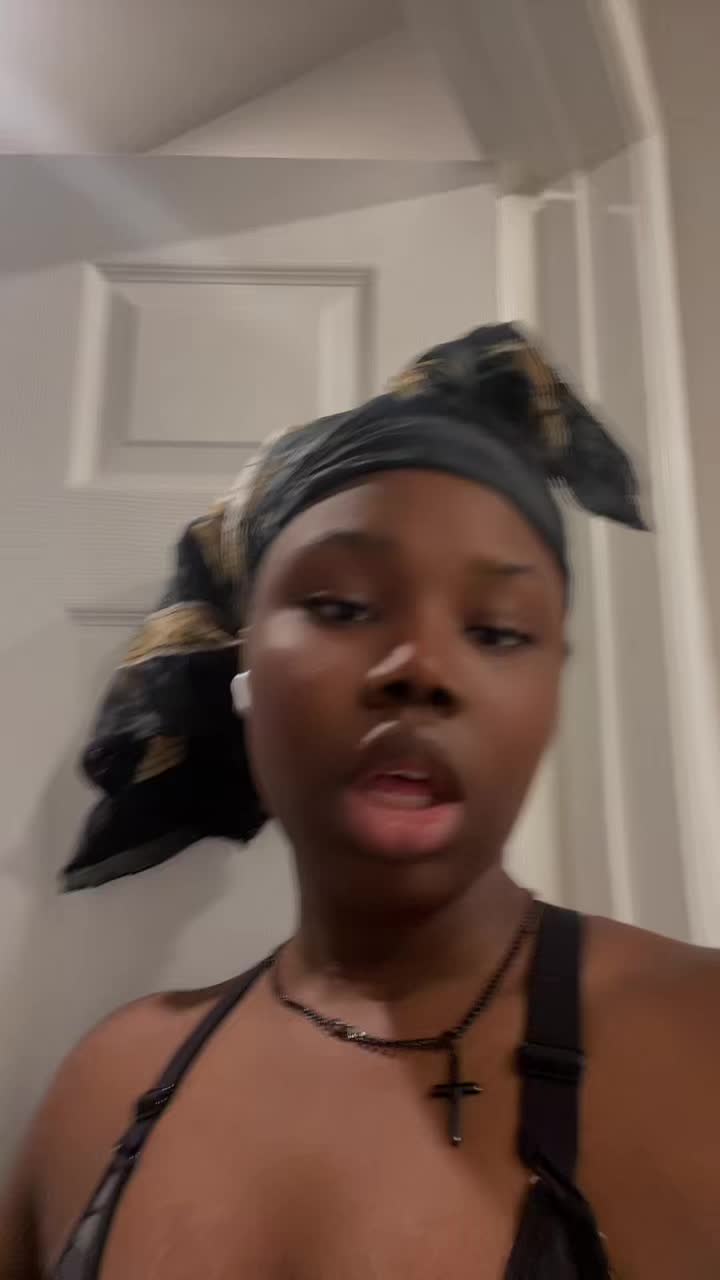 @Ayomelody