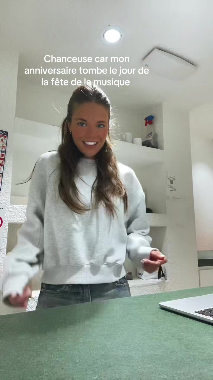 @Clémence