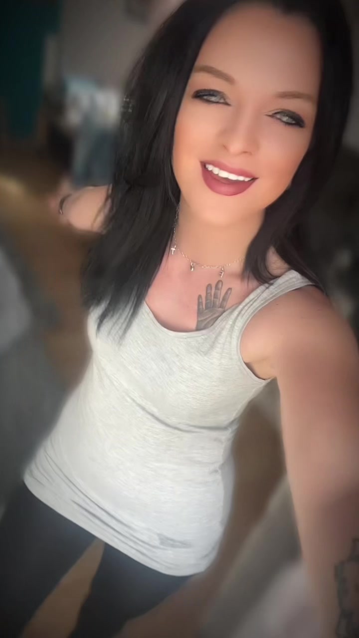 @Jennifer Cherry-Lynn🖤