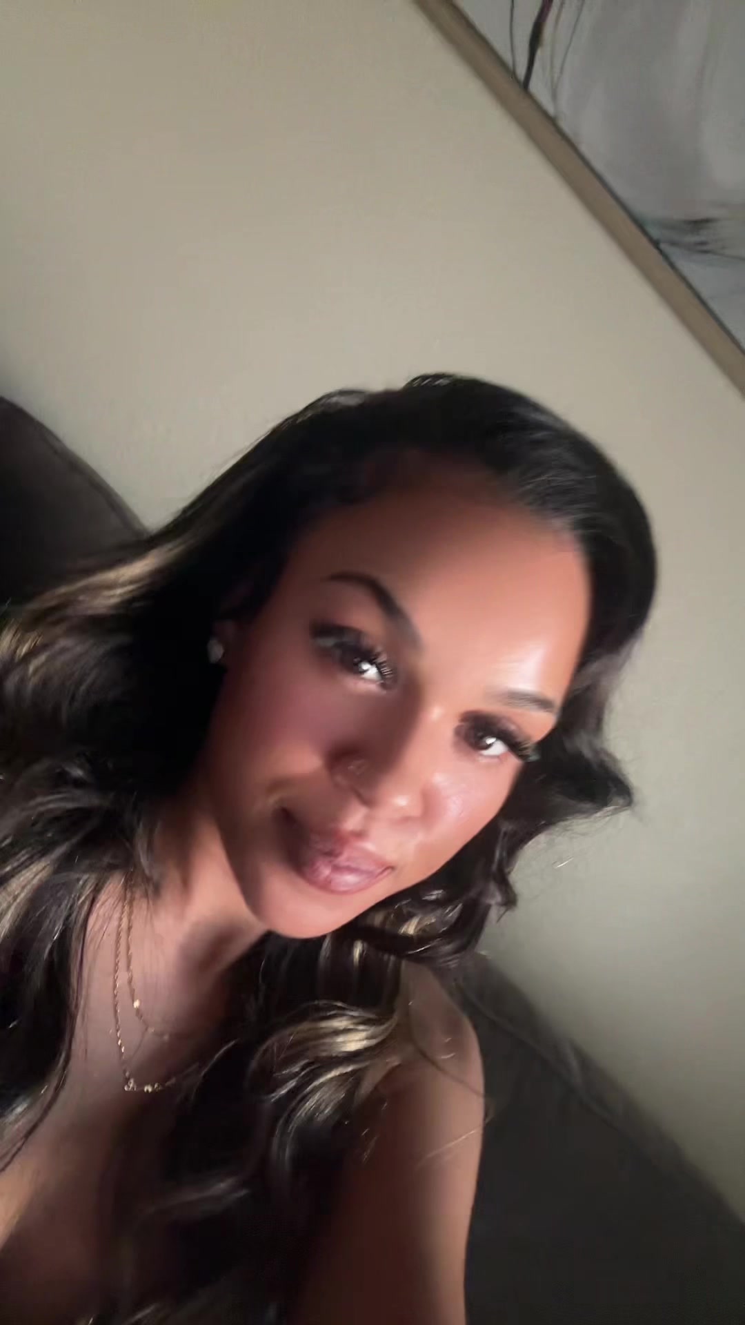@jasmineNicole.