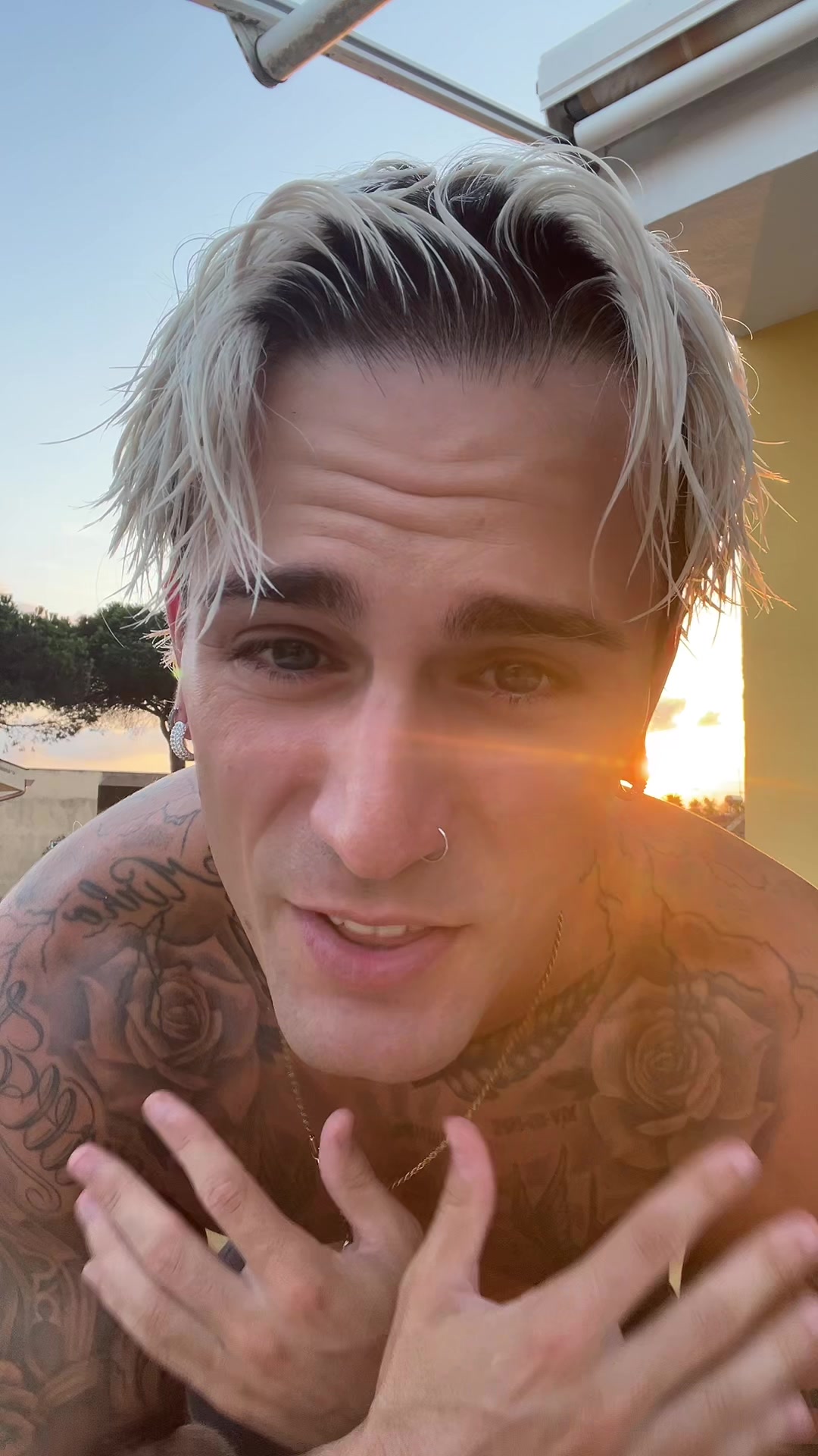@matteofaro_