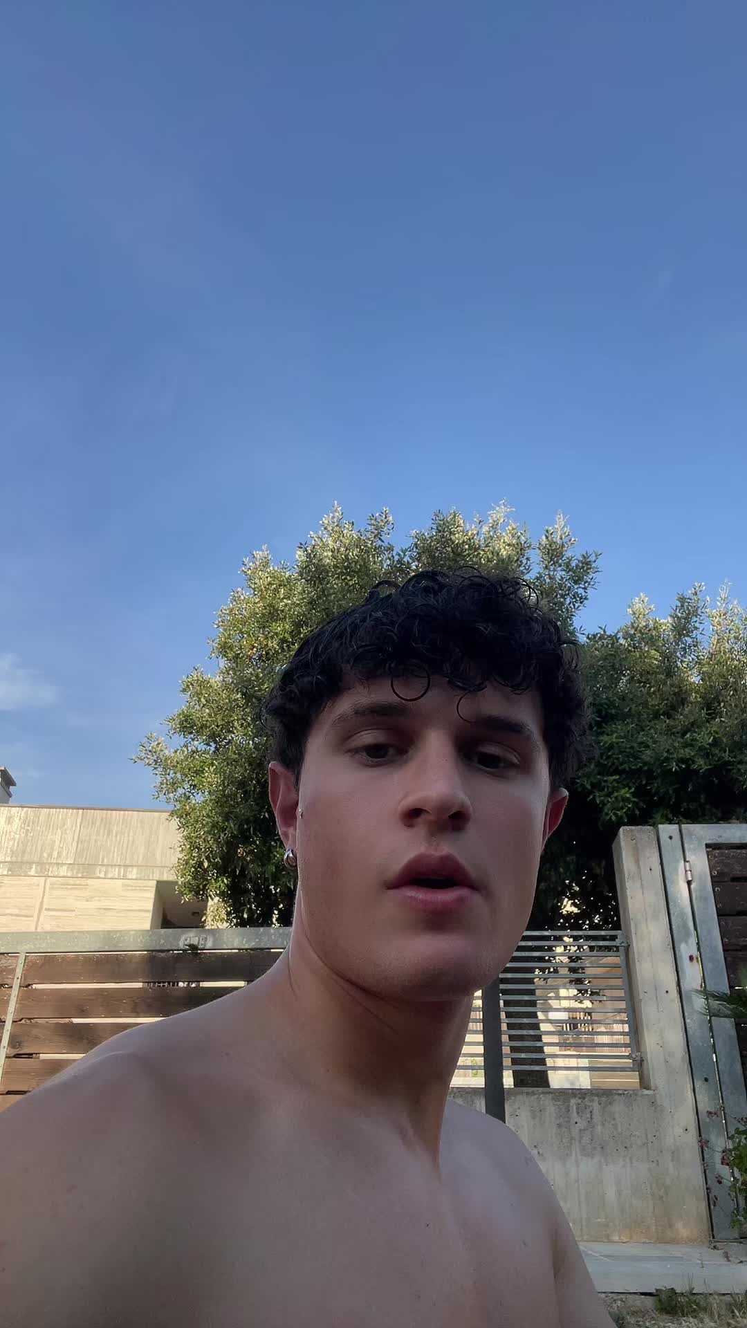 @leonardobasile_
