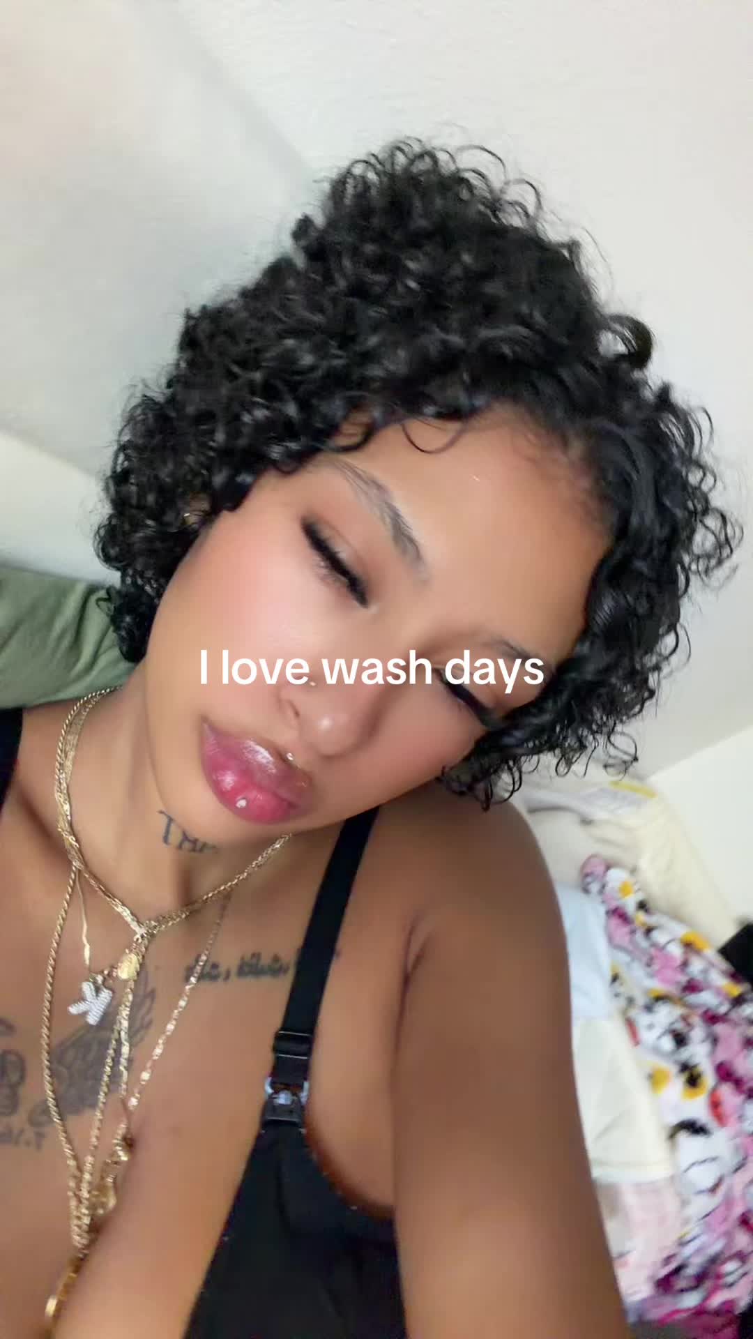 @Girlsl0veliyah