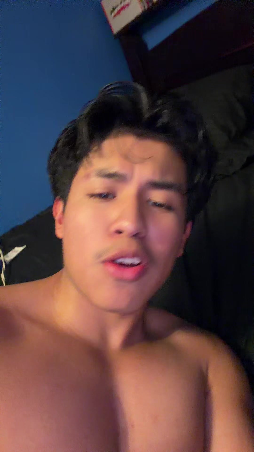 @Uz