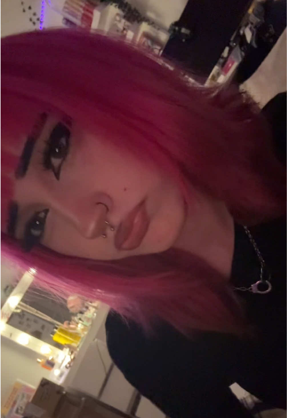 @ᵐⁱᵃ🦇