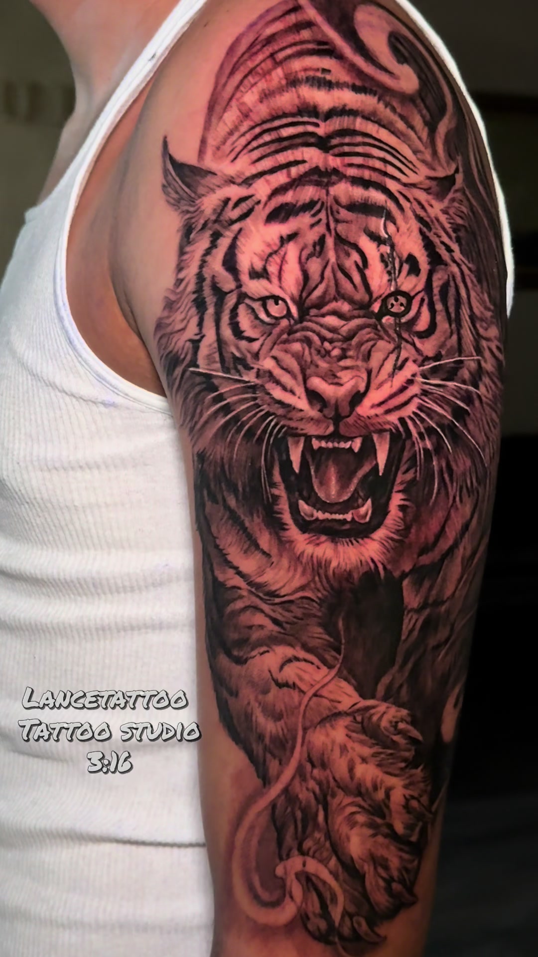 @Lancetattoo