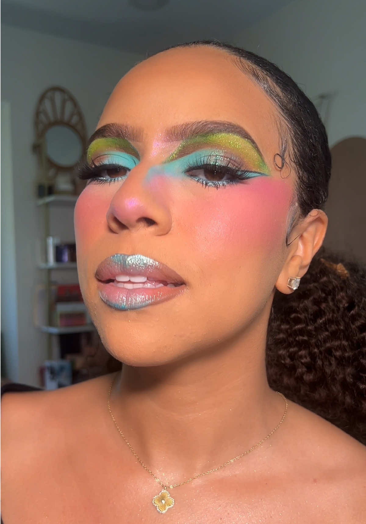 @JAEL| MUA | MIA/TPA CREATOR 🌴