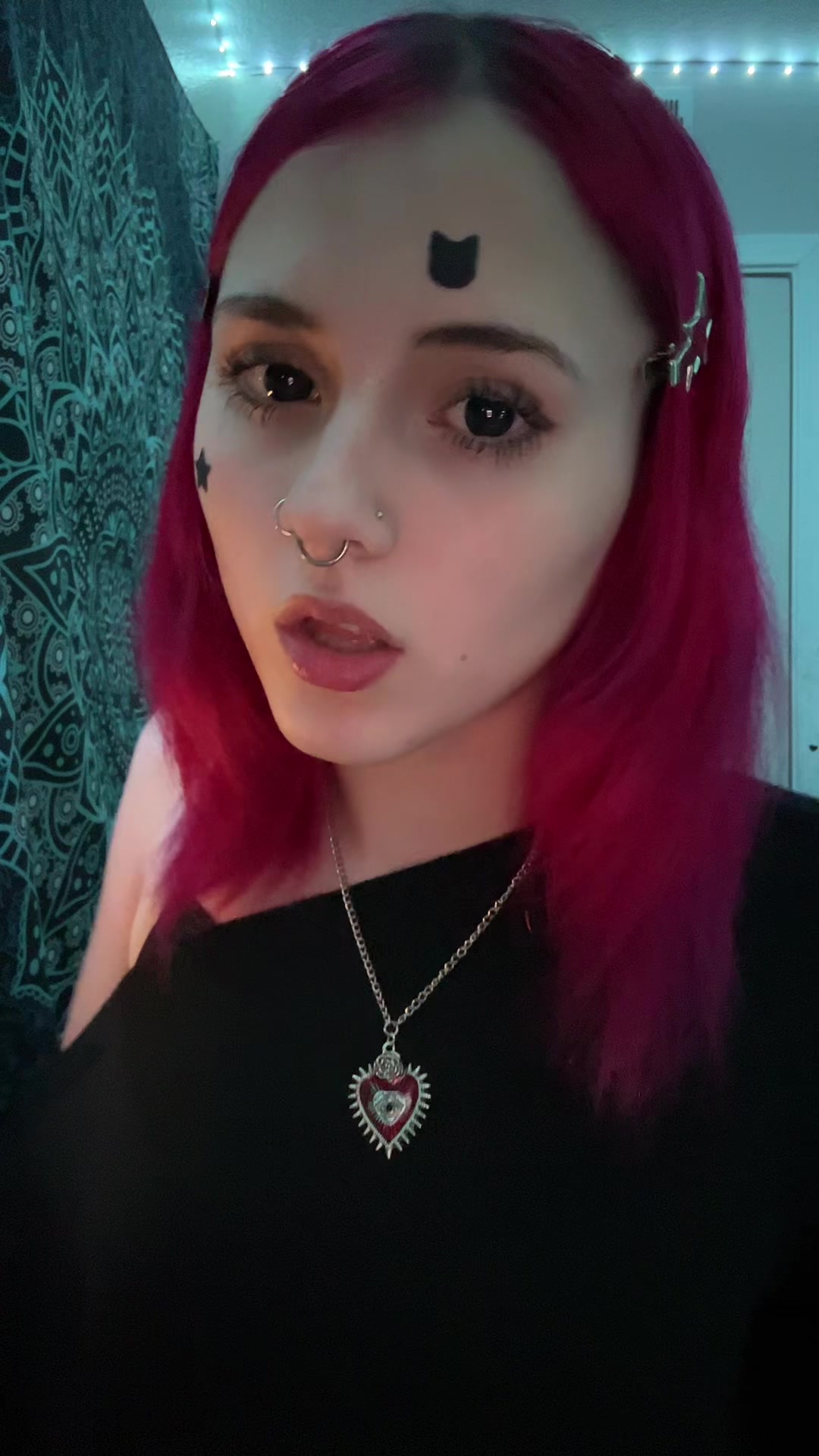 @skyi ☮️