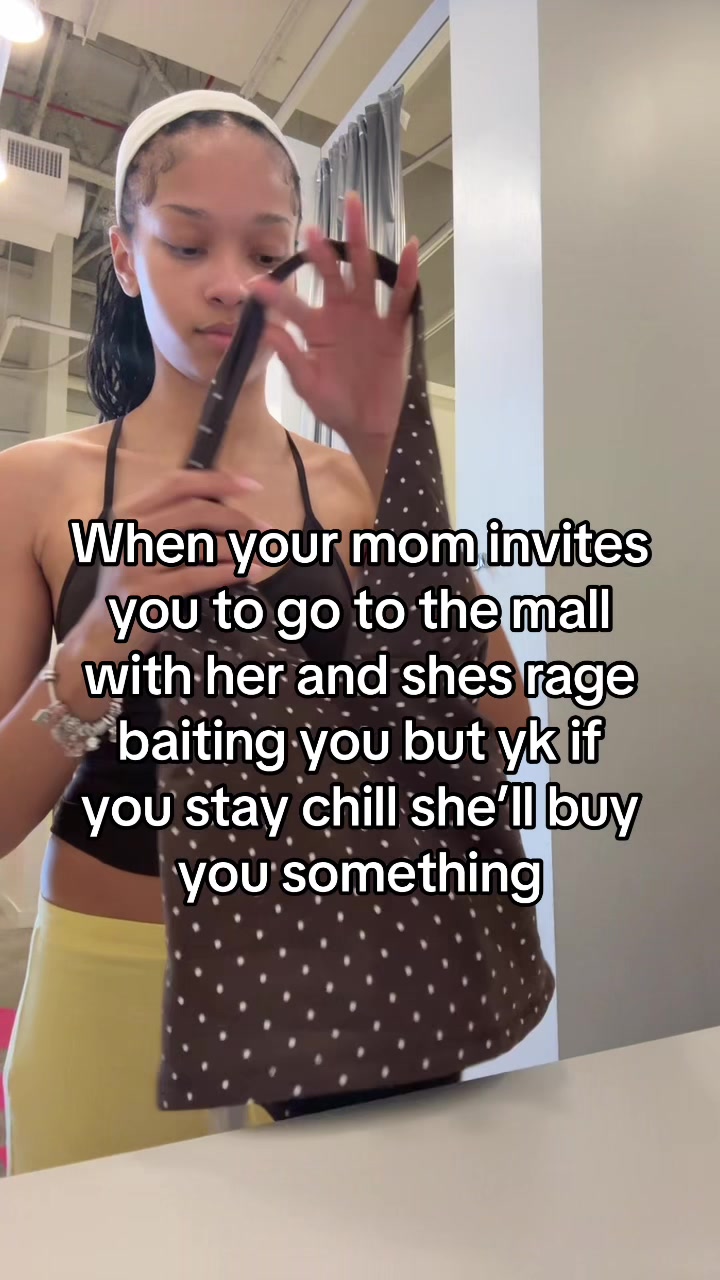 @_kirajohnsonn