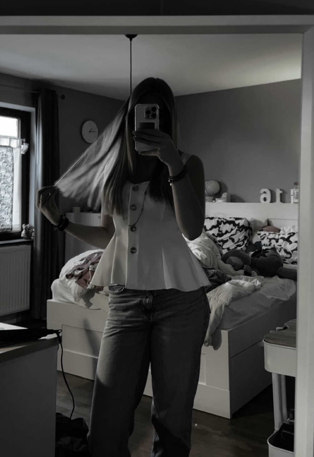 @𝐀𝐛𝐢_𝐚𝐝𝐫