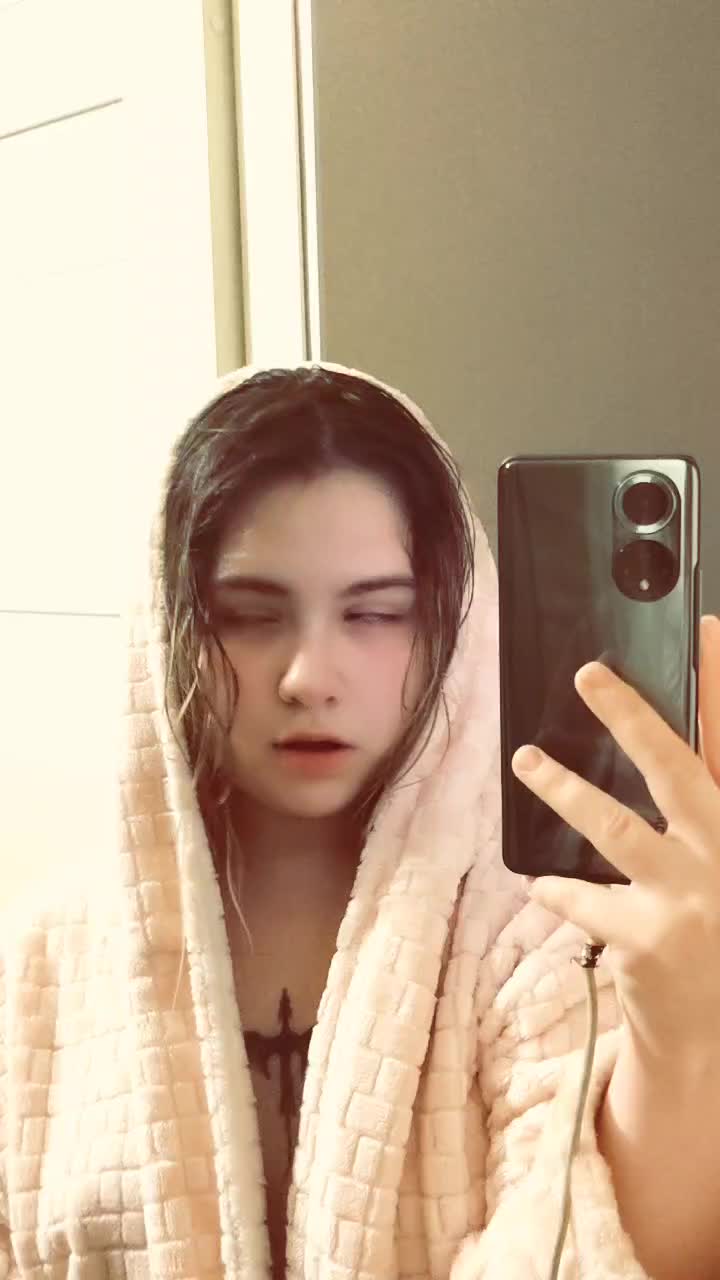 @_lanusik_