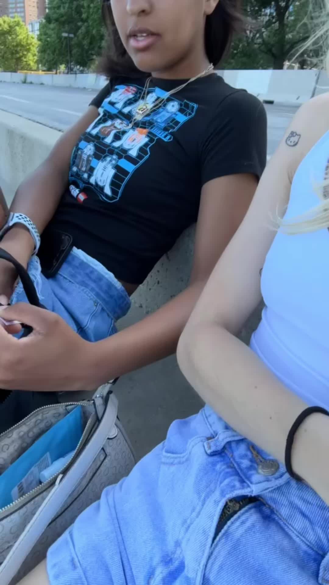 @DeeDee