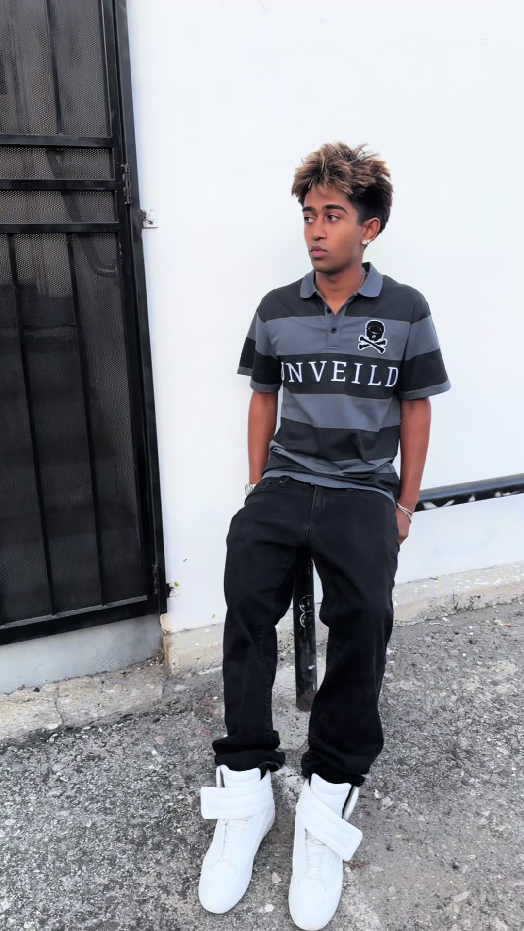 @unv3ild