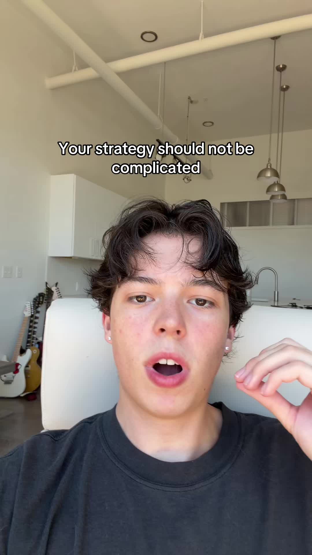 @GSTRADES