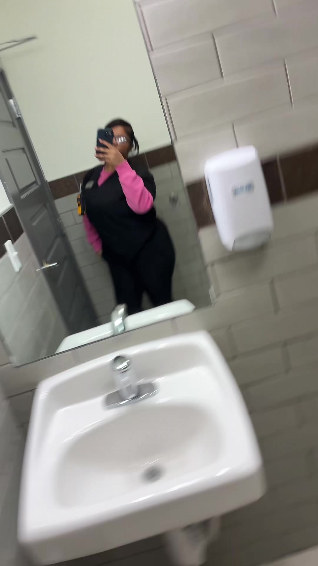 @_.Paaarriiss