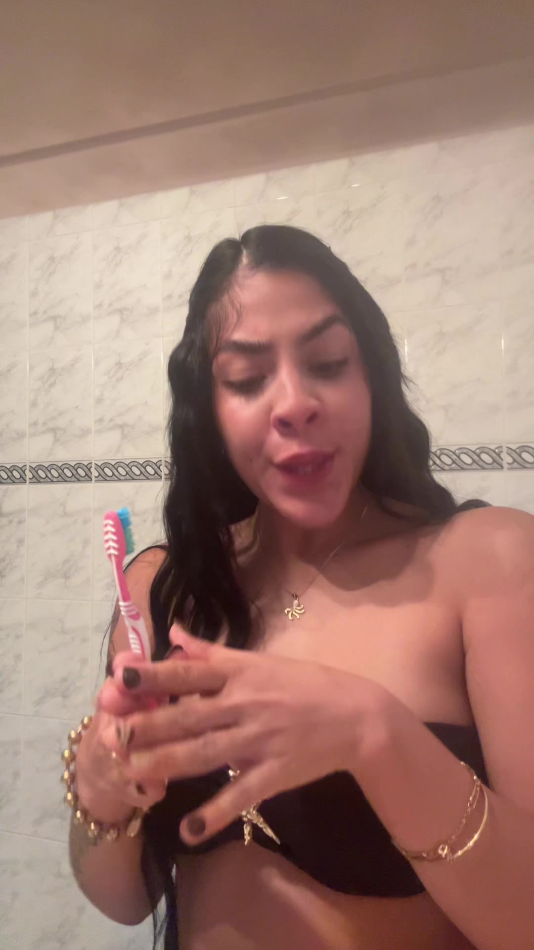 @laluguito