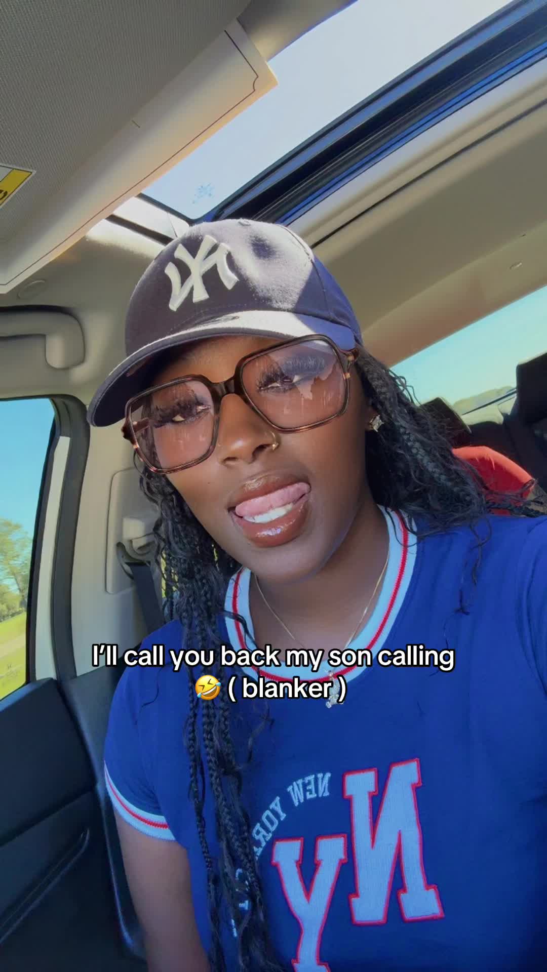 @Whatsyursismine