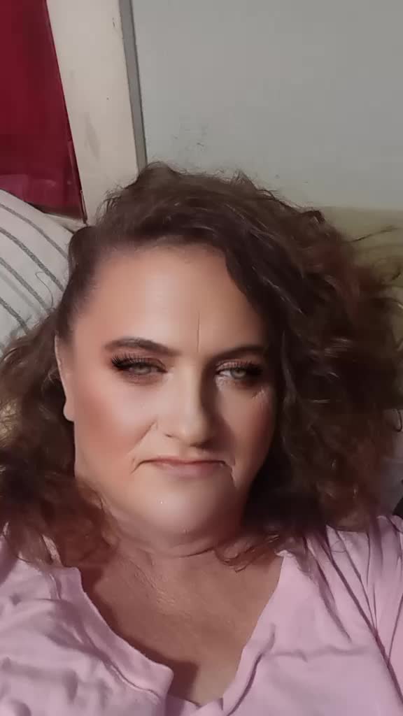 @vickielott92