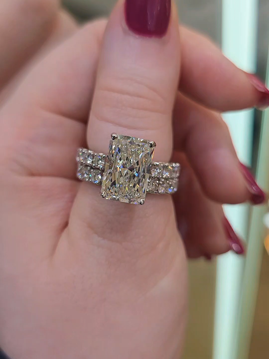 @Amor Jewelers
