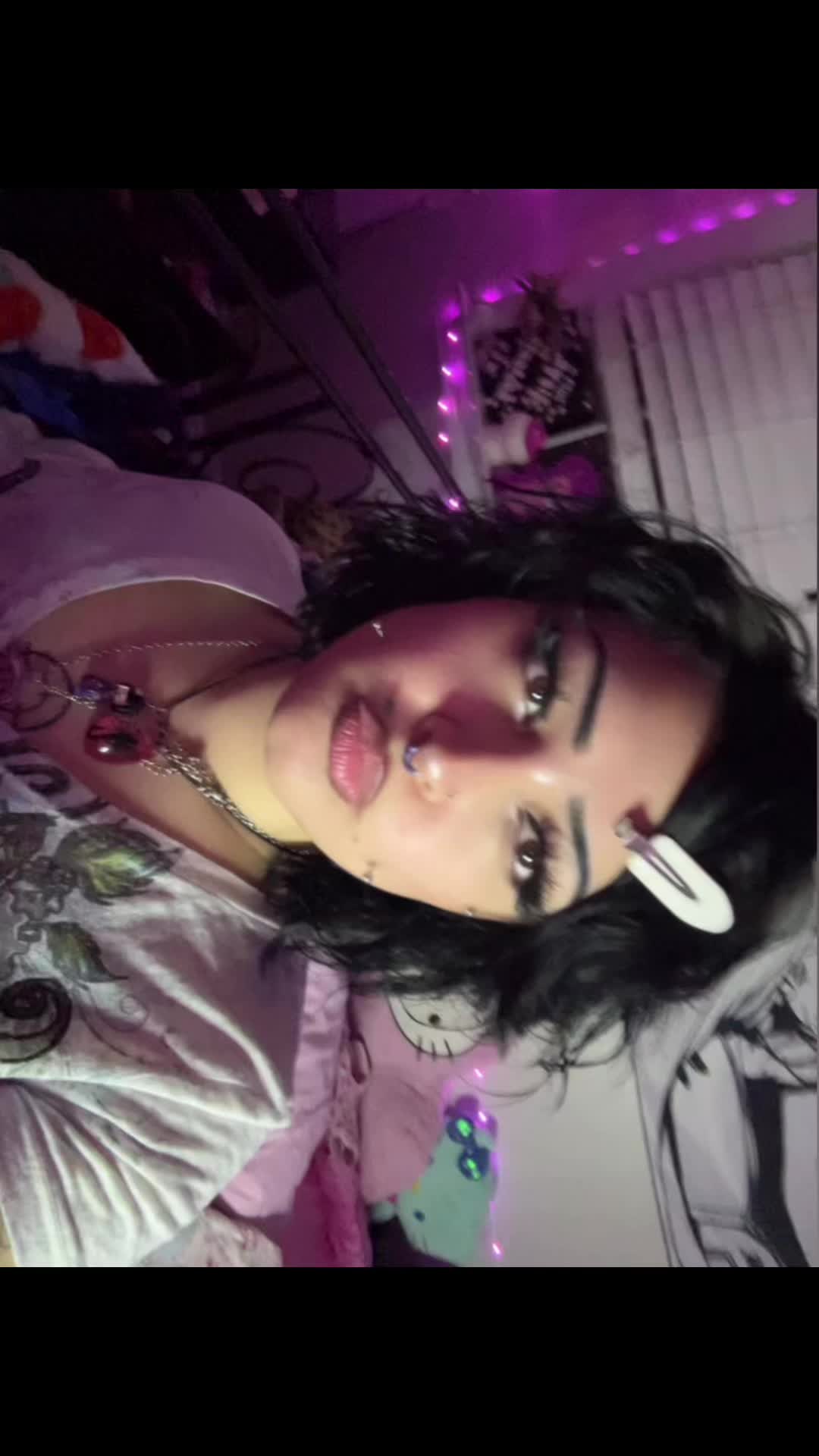 @neon