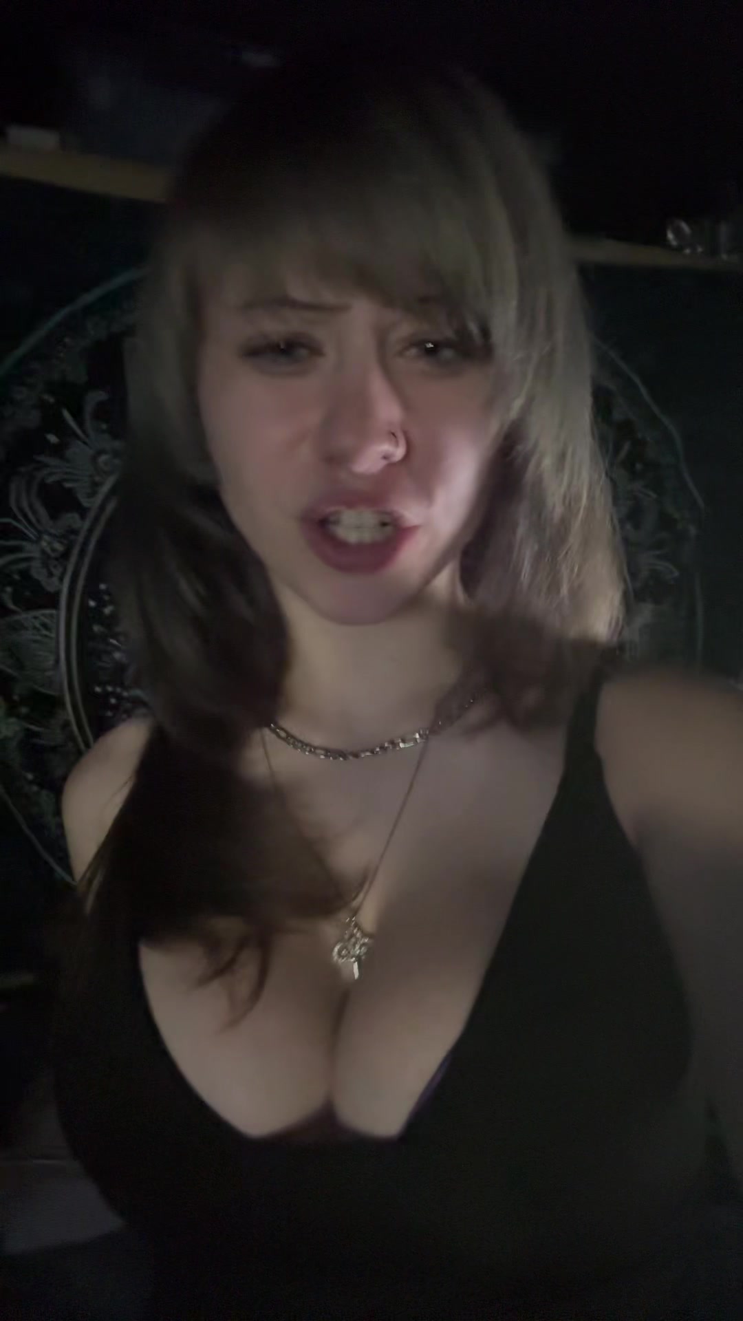 @⛧