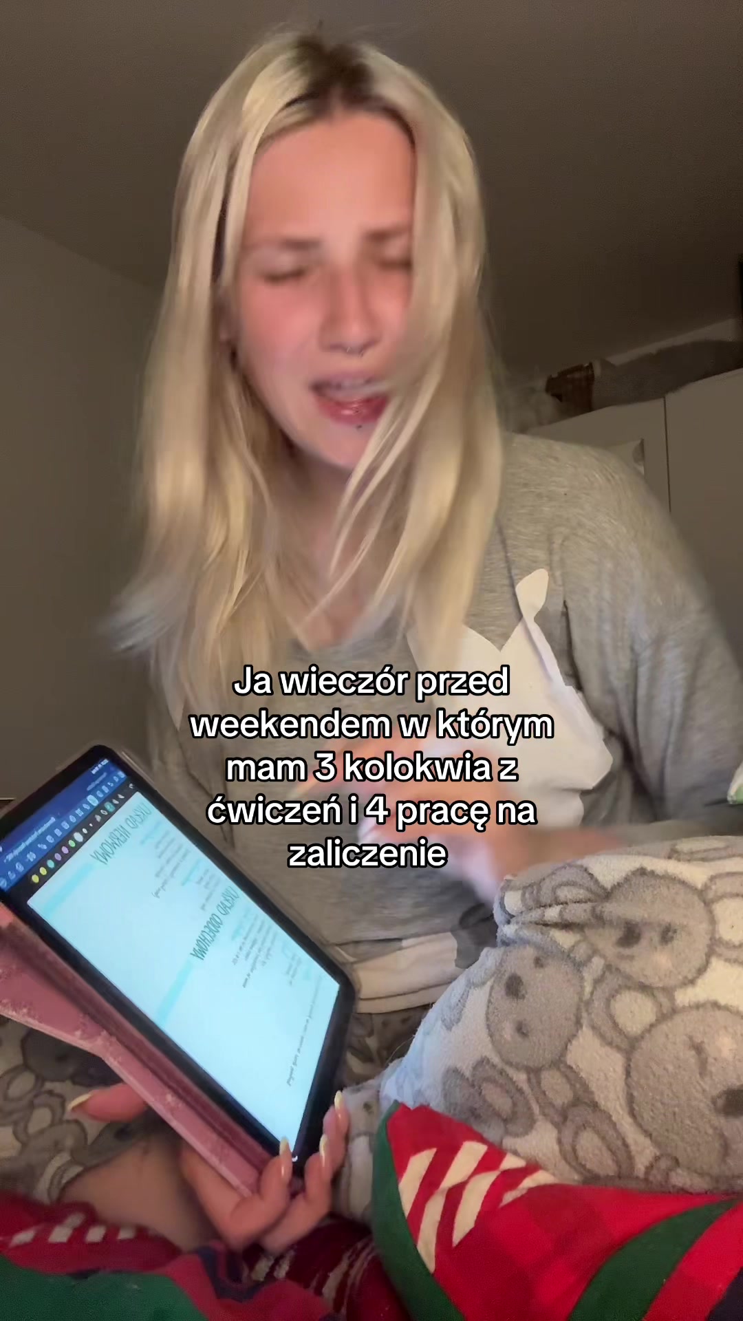@Trocheinna⛸️ig: trocheinna2312