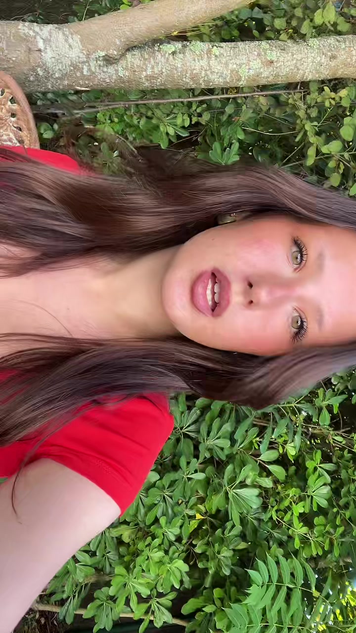 @Jos&eacute;phine